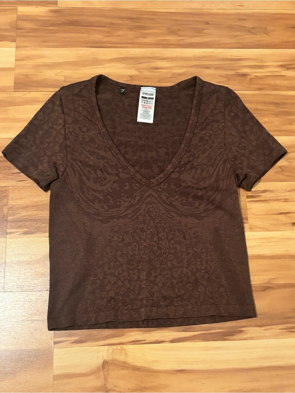 GYMSHARK ADAPT ANIMAL X WHITNEY
SHORT SLEEVE BROWN TOP
 V-NECK TEE SIZE MEDIUM